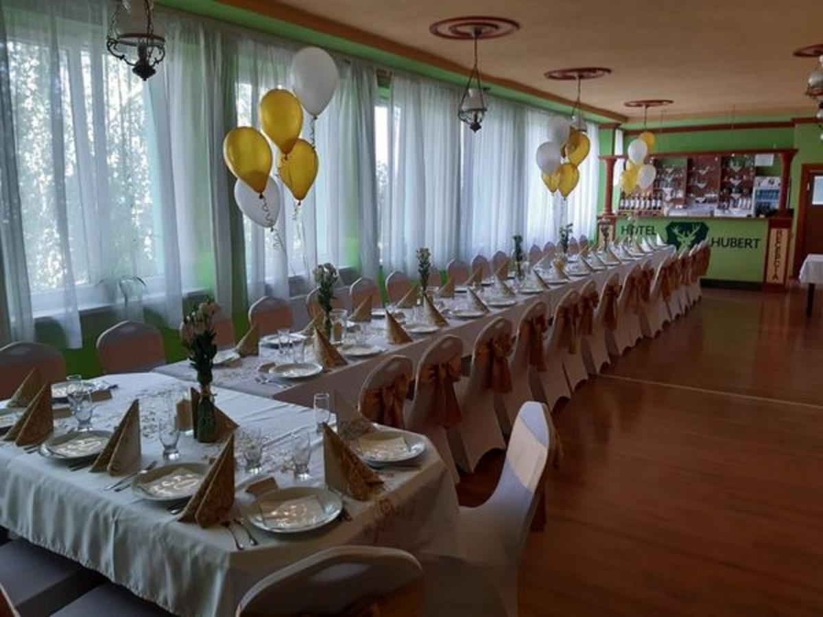 Hotel Hubert Nové Zámky 외부 사진