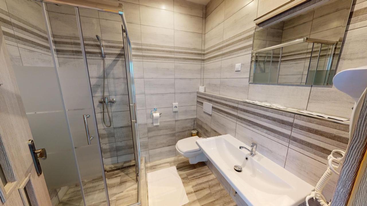 Hotel Hubert Nové Zámky 외부 사진