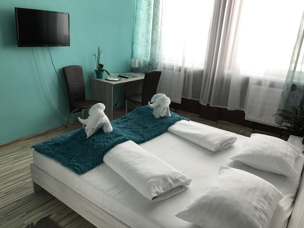 Hotel Hubert Nové Zámky 외부 사진