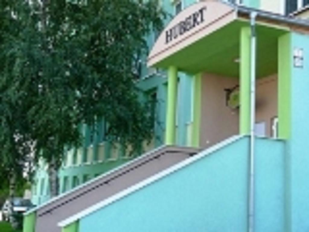 Hotel Hubert Nové Zámky 외부 사진